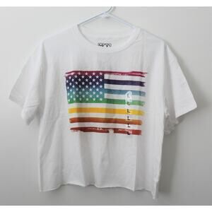 Modern Lux Cropped Graphic Tee Shirt Size Large NWT